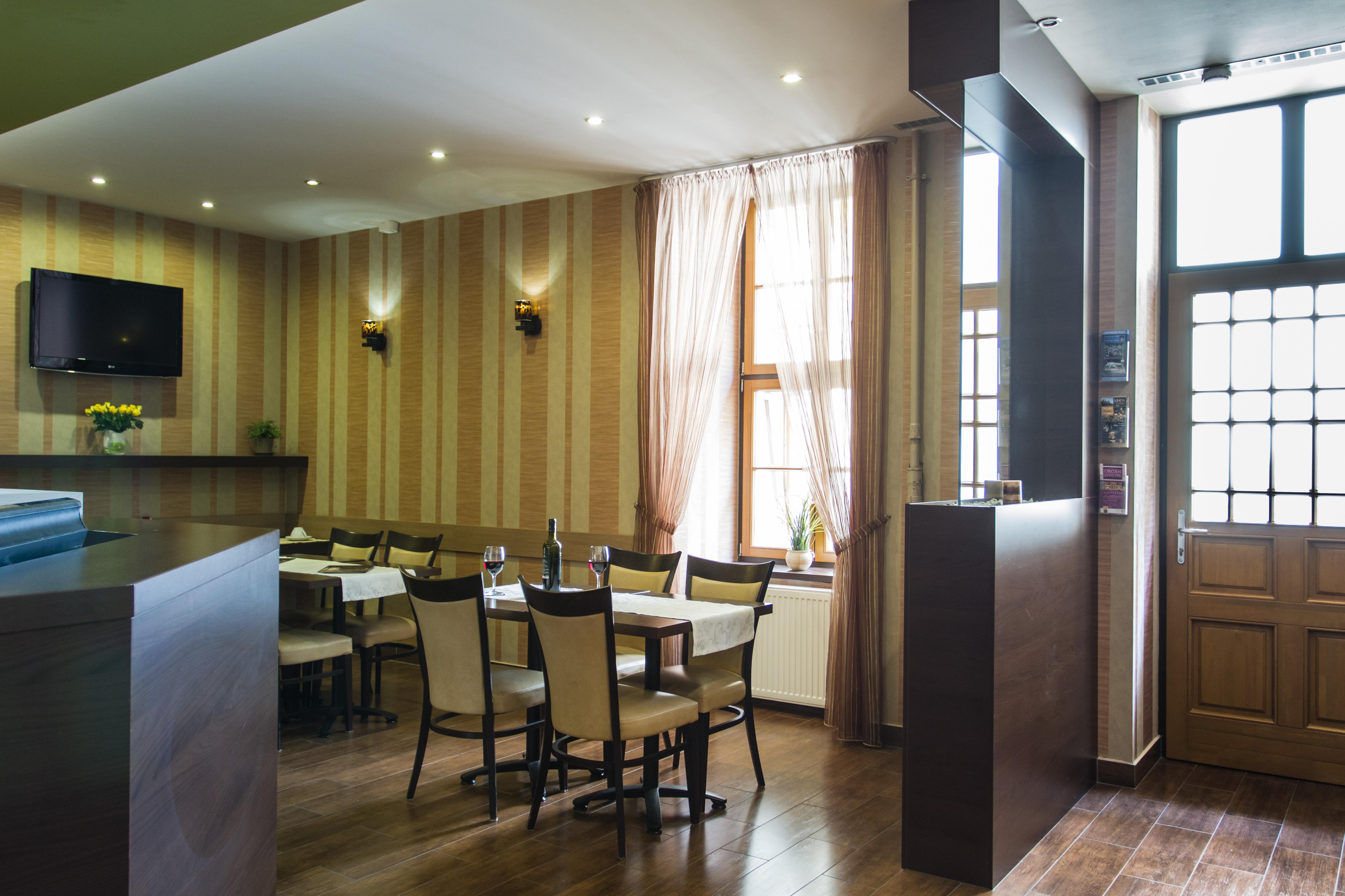 Central Hotel 21 And Apartments Budapest Luaran gambar
