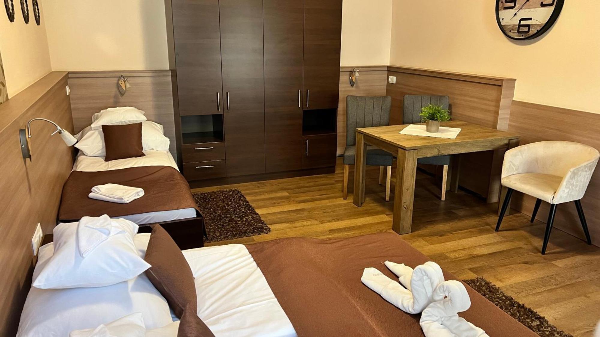 Central Hotel 21 And Apartments Budapest Luaran gambar