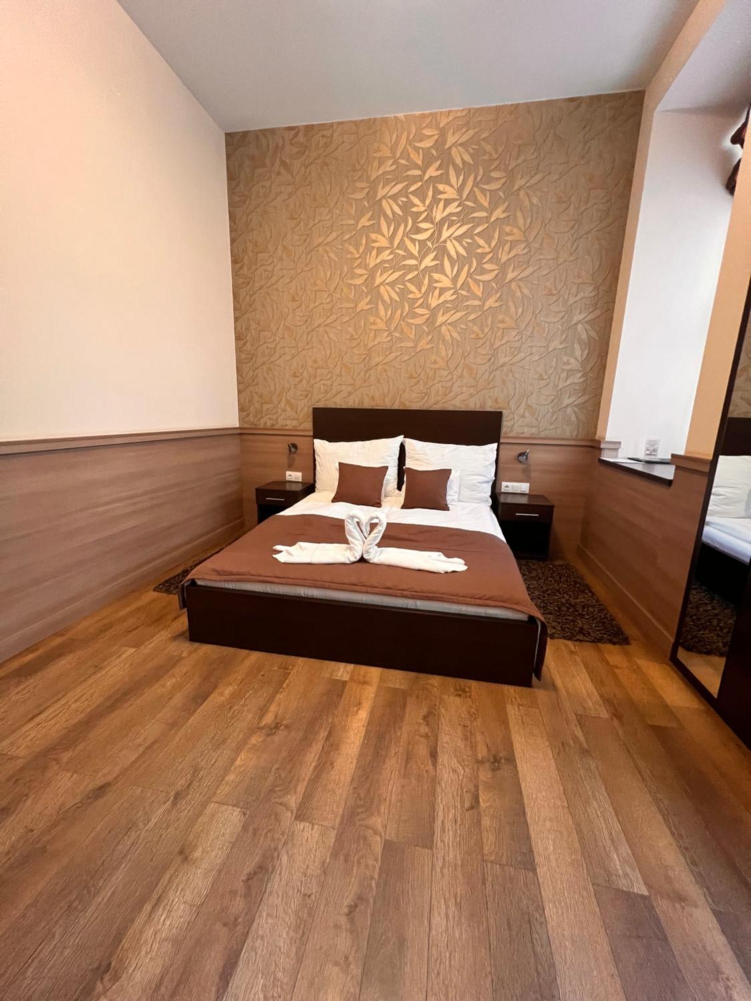Central Hotel 21 And Apartments Budapest Bilik gambar